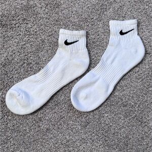 Nike White Cotton Quarter Socks